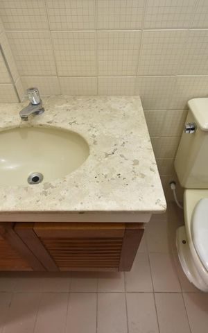 Apartamento à venda com 68m², 2 quartos e 1 vagaBanheiro da suite 1