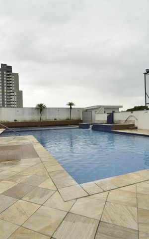 Apartamento à venda com 68m², 2 quartos e 1 vagaÁrea comum - piscinas