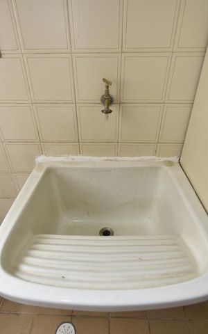 Apartamento à venda com 68m², 2 quartos e 1 vagaÁrea de serviço