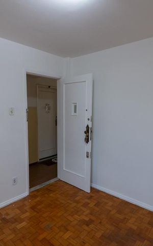 Apartamento à venda com 40m², 1 quarto e sem vaga Apartamento à venda com 40m², 1 quarto e sem vagaSala