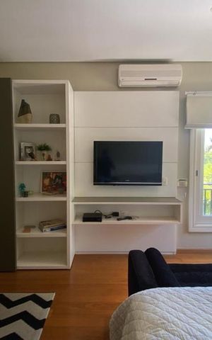Casa à venda com 465m², 4 quartos e 4 vagas Casa à venda com 465m², 4 quartos e 4 vagasSuíte 1