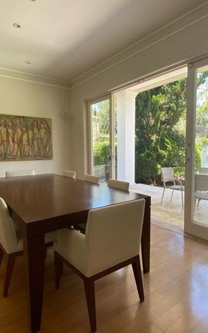 Casa à venda com 465m², 4 quartos e 4 vagas Casa à venda com 465m², 4 quartos e 4 vagasSala de Jantar