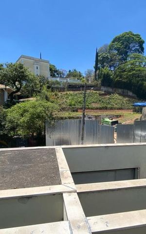 Casa à venda com 465m², 4 quartos e 4 vagas Casa à venda com 465m², 4 quartos e 4 vagasVista da Suíte 3