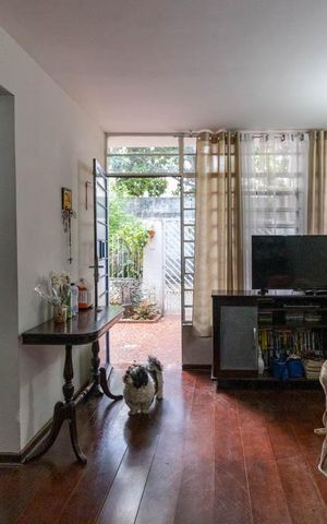 Casa à venda com 113m², 3 quartos e 4 vagas Casa à venda com 113m², 3 quartos e 4 vagasSala