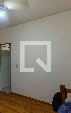 Casa à venda com 88m², 2 quartos e 2 vagas Casa à venda com 88m², 2 quartos e 2 vagasQuarto 2