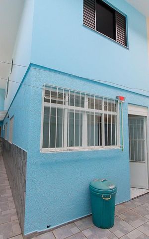 Casa à venda com 116m², 3 quartos e 3 vagas Casa à venda com 116m², 3 quartos e 3 vagasQuintal