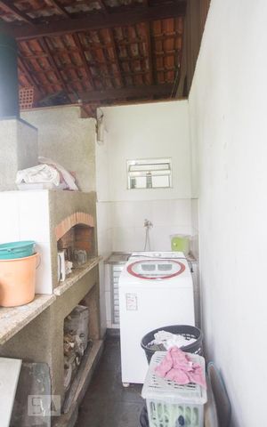 Casa à venda com 150m², 3 quartos e 3 vagasÁrea de Serviço