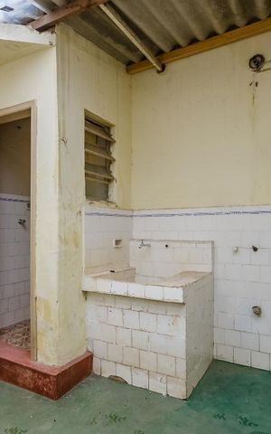 Casa à venda com 400m², 2 quartos e 10 vagasÁrea de Serviço