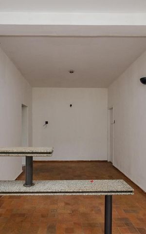 Casa à venda com 400m², 2 quartos e 10 vagasSala