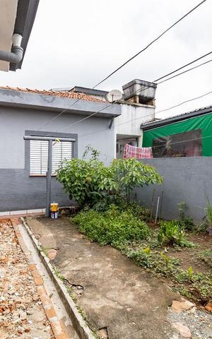Casa para alugar com 45m², 1 quarto e sem vaga Casa para alugar com 45m², 1 quarto e sem vagaQuintal