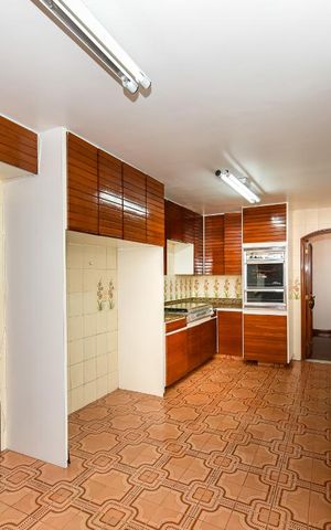 Apartamento à venda com 300m², 4 quartos e 1 vagaCozinha