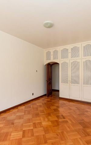 Apartamento à venda com 300m², 4 quartos e 1 vagaQuarto 3
