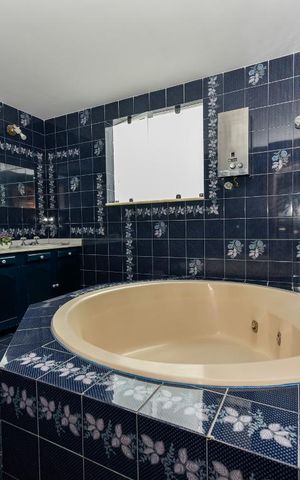 Apartamento à venda com 300m², 4 quartos e 1 vagaBanheiro da Suíte