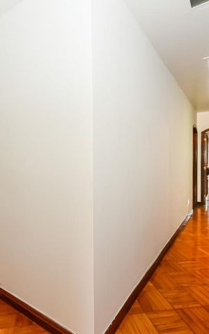 Apartamento à venda com 300m², 4 quartos e 1 vagaCorredor