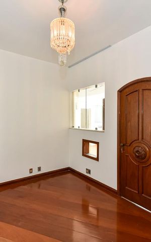 Apartamento à venda com 300m², 4 quartos e 1 vagaQuarto 1