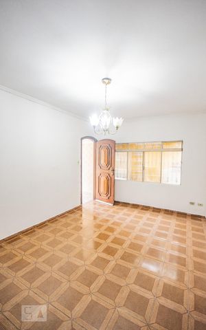 Casa para alugar com 90m², 3 quartos e 1 vagaSala