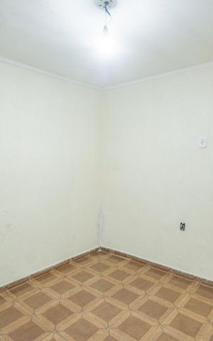 Casa para alugar com 90m², 3 quartos e 1 vagaQuarto 1