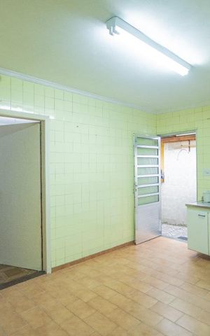 Casa para alugar com 90m², 3 quartos e 1 vagaCozinha