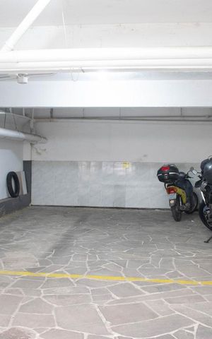 Apartamento à venda com 173m², 3 quartos e sem vagaGaragem