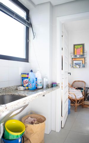Apartamento à venda com 173m², 3 quartos e sem vagaÁrea de Serviço