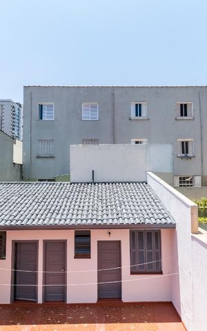 Casa à venda com 260m², 4 quartos e 8 vagas Casa à venda com 260m², 4 quartos e 8 vagasVista do Quarto 3