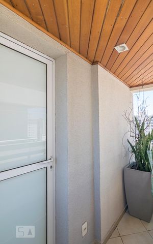 Apartamento à venda com 110m², 3 quartos e 3 vagas Apartamento à venda com 110m², 3 quartos e 3 vagasVaranda da Suíte 2
