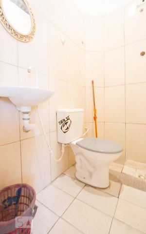 Casa à venda com 82m², 2 quartos e 1 vagaBanheiro de Serviço