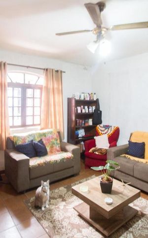 Casa à venda com 82m², 2 quartos e 1 vagaSala