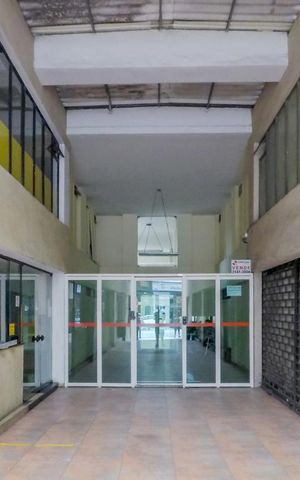 Apartamento à venda com 102m², 2 quartos e 1 vagaFachada