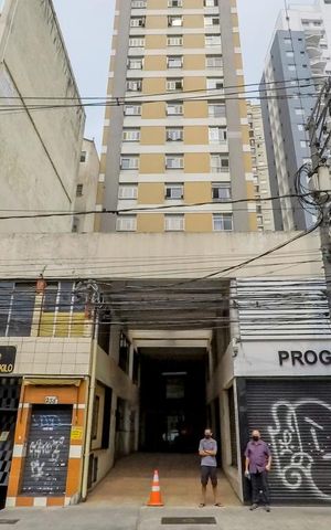 Apartamento à venda com 102m², 2 quartos e 1 vagaFachada