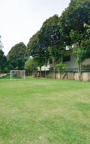 Casa de condomínio à venda com 379m², 4 quartos e 2 vagas Casa de condomínio à venda com 379m², 4 quartos e 2 vagasÁrea comum