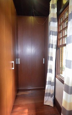 Casa de condomínio à venda com 379m², 4 quartos e 2 vagas Casa de condomínio à venda com 379m², 4 quartos e 2 vagasSuíte