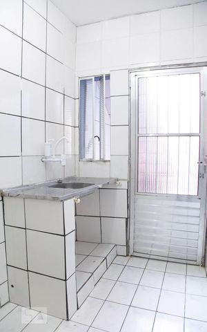 Casa para alugar com 55m², 2 quartos e sem vagaCozinha