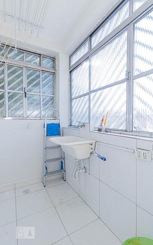 Apartamento à venda com 100m², 3 quartos e 2 vagas Apartamento à venda com 100m², 3 quartos e 2 vagasÁrea de Serviço