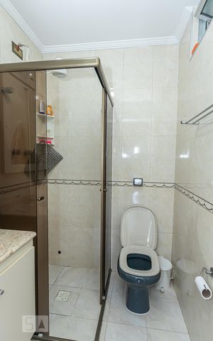Casa à venda com 185m², 3 quartos e 5 vagas Casa à venda com 185m², 3 quartos e 5 vagasBanheiro