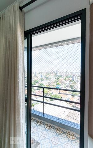 Apartamento à venda com 40m², 1 quarto e 1 vaga Apartamento à venda com 40m², 1 quarto e 1 vagaSacada