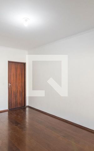 Casa para alugar com 204m², 3 quartos e 4 vagas Casa para alugar com 204m², 3 quartos e 4 vagasSala 1