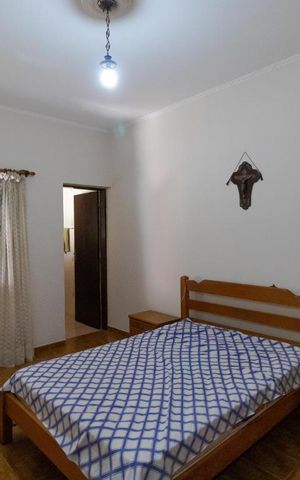 Casa à venda com 160m², 3 quartos e sem vaga Casa à venda com 160m², 3 quartos e sem vagaSuíte