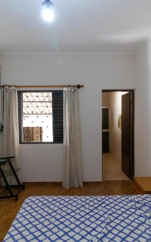 Casa à venda com 160m², 3 quartos e sem vaga Casa à venda com 160m², 3 quartos e sem vagaSuíte