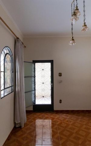 Casa à venda com 160m², 3 quartos e sem vaga Casa à venda com 160m², 3 quartos e sem vagaSala de Estar