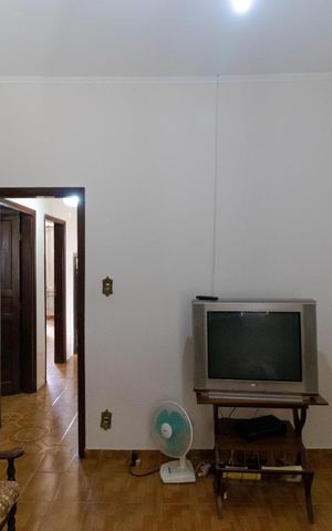 Casa à venda com 160m², 3 quartos e sem vaga Casa à venda com 160m², 3 quartos e sem vagaQuarto 02