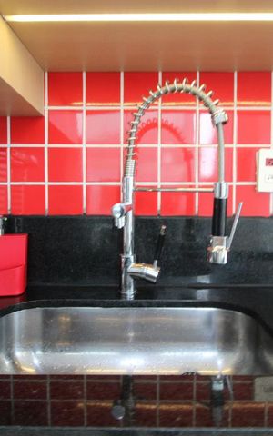 Apartamento à venda com 58m², 2 quartos e 1 vagaPia da cozinha