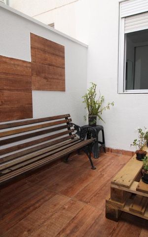 Apartamento à venda com 58m², 2 quartos e 1 vagaVaranda