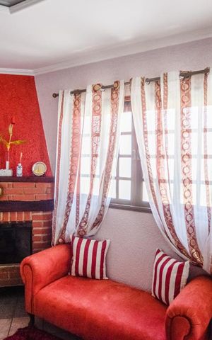 Casa à venda com 400m², 4 quartos e 5 vagas Casa à venda com 400m², 4 quartos e 5 vagasSala