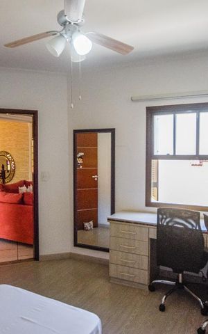 Casa à venda com 400m², 4 quartos e 5 vagas Casa à venda com 400m², 4 quartos e 5 vagasSuíte 3