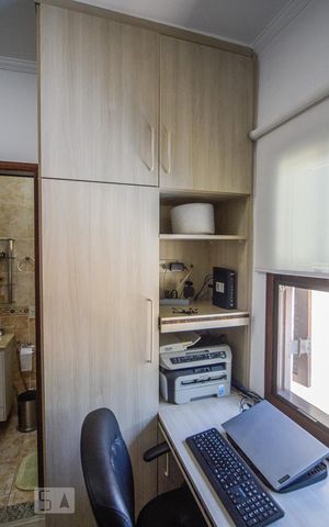 Casa à venda com 400m², 4 quartos e 5 vagas Casa à venda com 400m², 4 quartos e 5 vagasSuíte 2