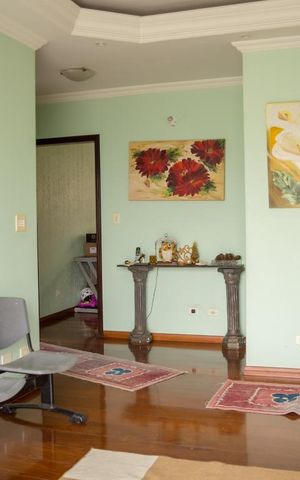 Casa à venda com 413m², 4 quartos e 5 vagas Casa à venda com 413m², 4 quartos e 5 vagasSala 2