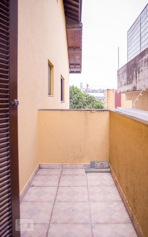 Casa à venda com 413m², 4 quartos e 5 vagas Casa à venda com 413m², 4 quartos e 5 vagasVaranda do Quarto 1