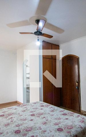 Casa à venda com 210m², 3 quartos e 1 vaga Casa à venda com 210m², 3 quartos e 1 vagaSuíte