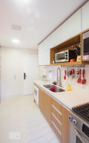Apartamento para alugar com 105m², 2 quartos e 2 vagasCozinha